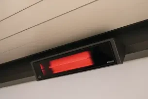 Heizstrahler für Markise zur Nutzung an kühlen Tagen